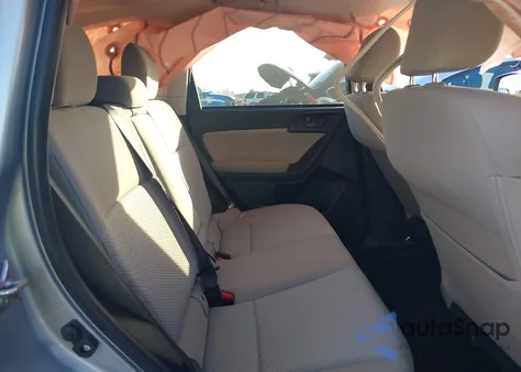 2016 Subaru Forester 2.5I Premium z USA, uszkodzony, nr VIN JF2SJAFC1GH447155